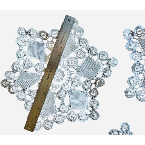 Handmade Crochet Doilies Set Of 5 White 6 Point Vintage - Picture 2 of 5
